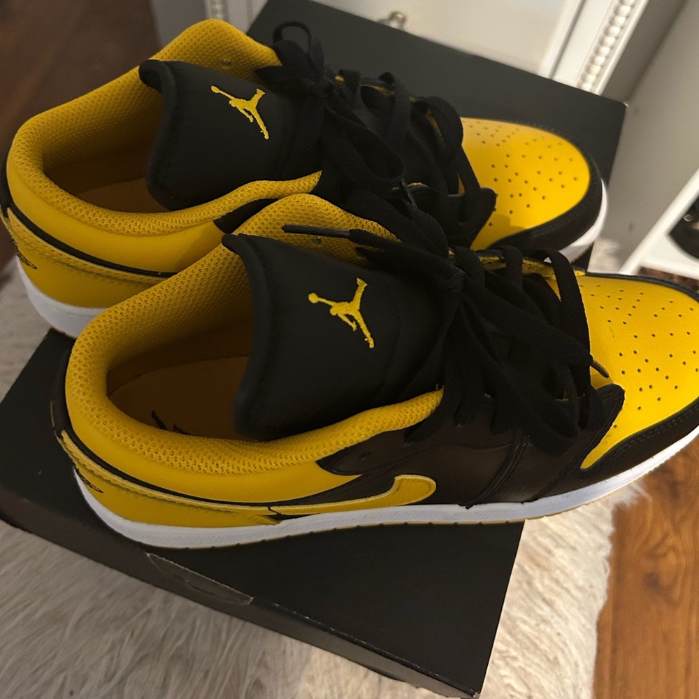 Jordan Yellow and Black Mid-Top Sneakers